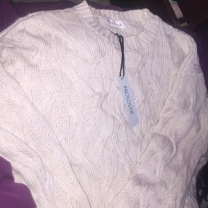 Long sleeve Cream pattern sweater